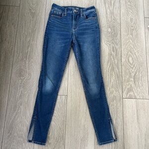 Old Navy jeans - Rockstar super skinny extra high rise 360 degree stretch. EUC.